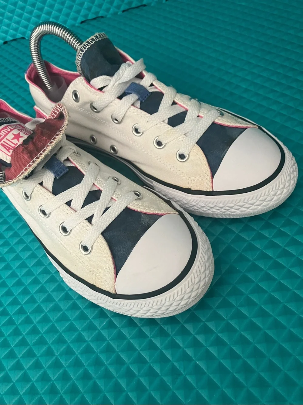 CONVERSE Big Girl Chuck Taylor All Star Low Top Double Tongue White sneakers 5.5